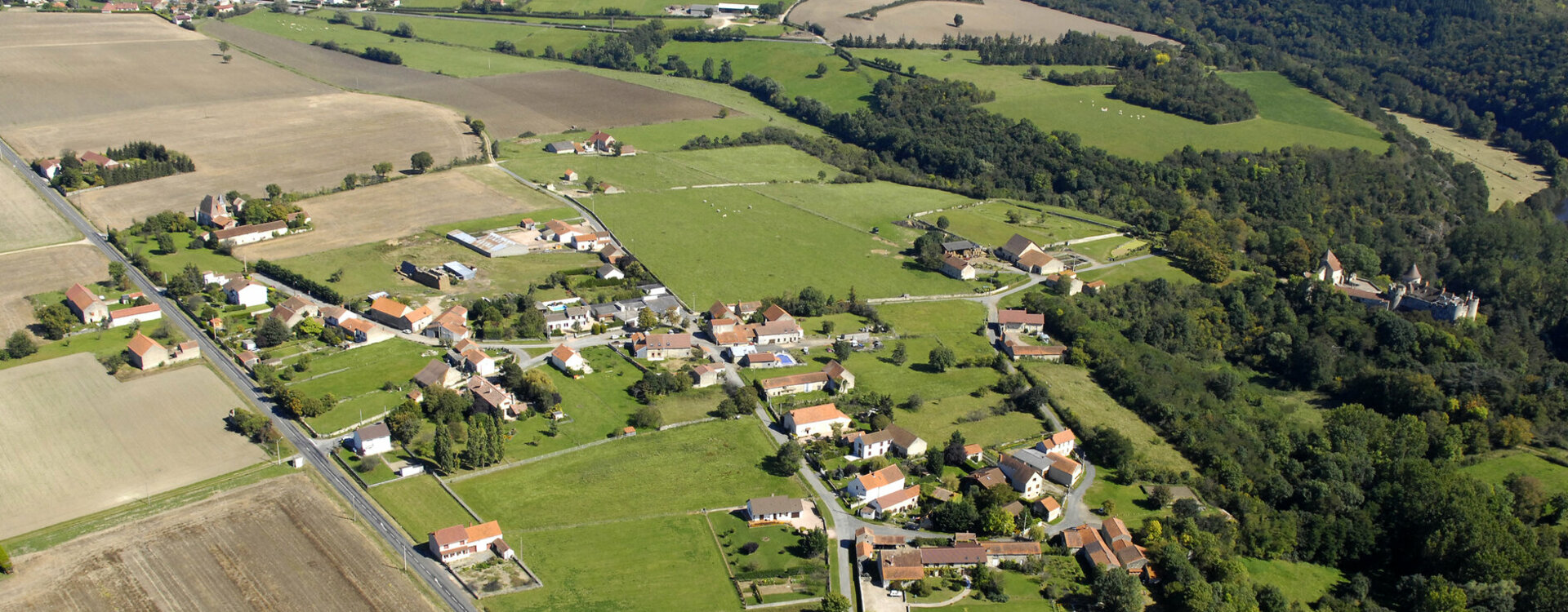 Mairie de Saint Bonnet de Rochefort dans le 03 Allier